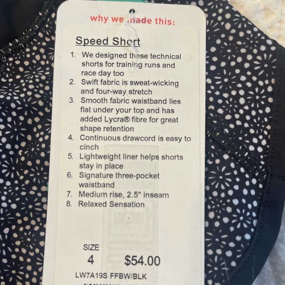 lululemon Speed Short Size 4 in Freckle Flower Black White NWT - Picture 6 of 6